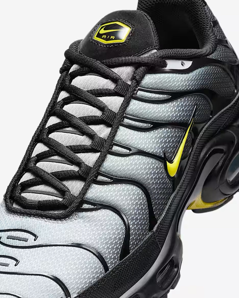Nike Air Max Plus TN – Wolf Grey/Opti Yellow