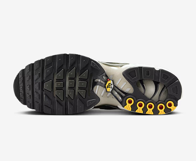 Nike Air Max Plus TN – Olive White