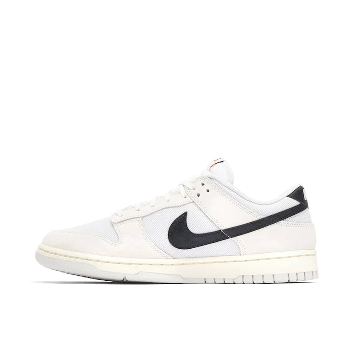 Nike Dunk Low - Certified Fresh