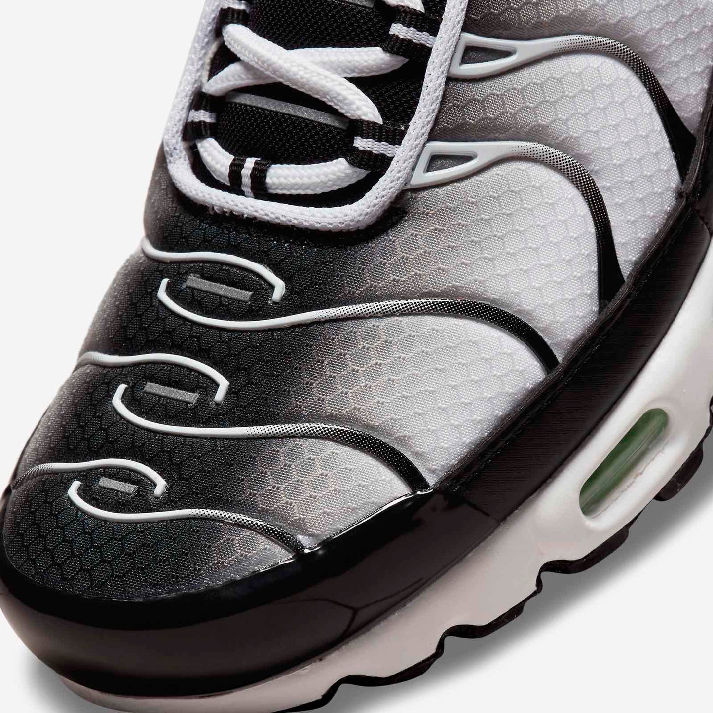 Nike Air Max Plus TN – White/Black - Mint Green