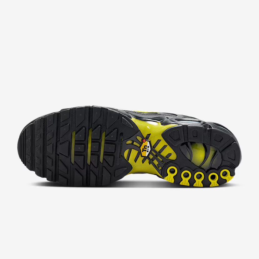 Nike Air Max Plus TN – Wolf Grey/Opti Yellow